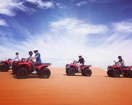 Silver Luxury Camp Merzouga Bilik gambar